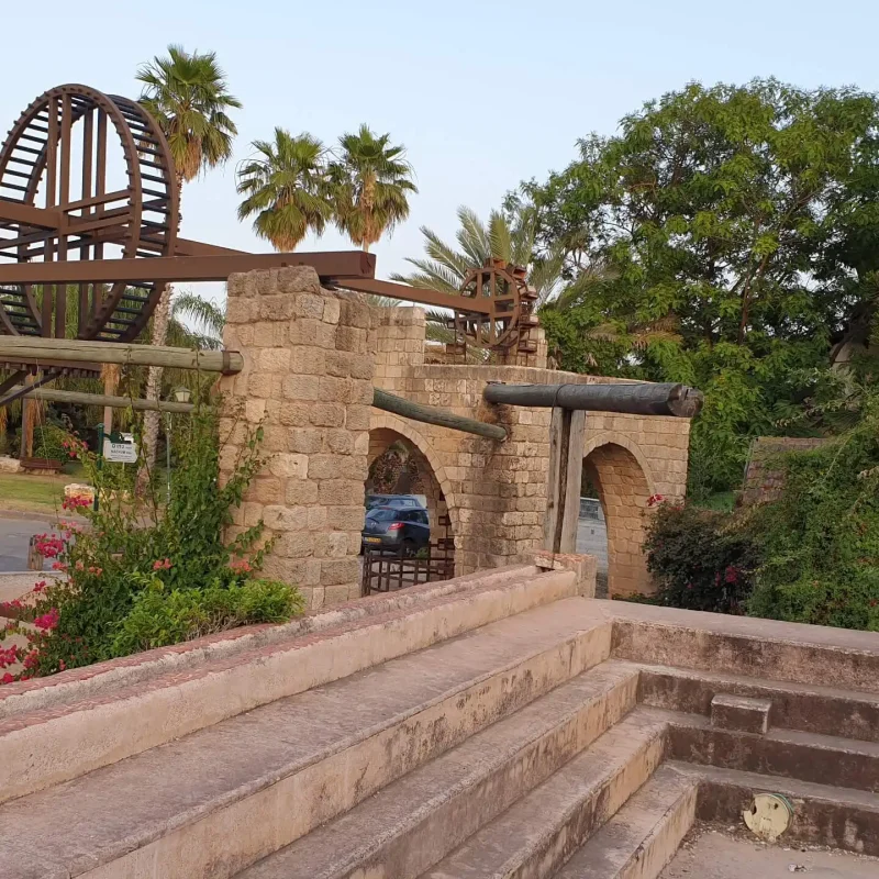 Tour the Mazkeret Batya town